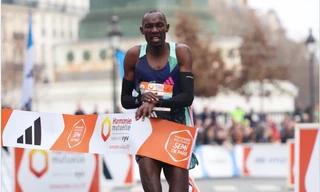 Roncer Kipkorir vô địch Paris Half Marathon