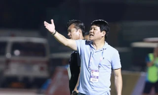 HLV Vũ Tiến Thành bị VFF cảnh cáo, phạt 10 triệu đồng vì 'vạ miệng'