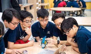 Chương trình lớp 10 mới: Chỉ còn 12 môn, teen được tự chọn môn học từ năm học 2022 - 2023