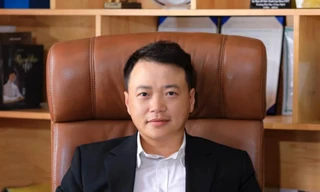 Khởi tố thêm tội danh trốn thuế với Shark Bình