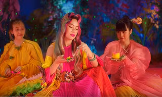 Hậu Hoàng và Trà Long “Mắt Biếc” tham gia MV của Hoàng Thùy Linh