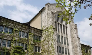 Đại học Ewha - cảnh đẹp như phim, thiên đường ẩm thực mê hoặc “team yêu Hàn Quốc”