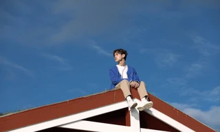 Sao Việt 24H: JSol ra mắt ca khúc tự sáng tác, Hoàng Thùy Linh đăng ảnh cùng thú cưng