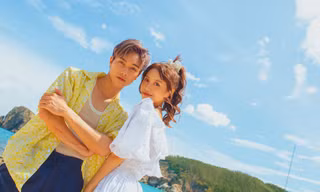 JSol "bất chấp thủ đoạn" để cưa đổ Han Sara trong MV “Hiếm Có Khó Tìm“