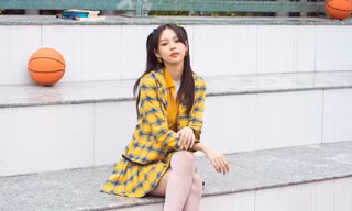 Sau “vũ điệu cắm sừng”, Phí Phương Anh lại ra ca khúc mới, nghi “đá xoáy” ViruSs