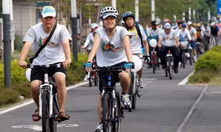 Đạp xe - bộ môn thể dục “hot trend” của người dân châu Á giữa vòng xoáy dịch bệnh