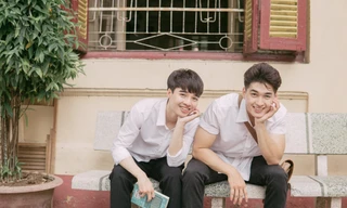 Danh tính bộ đôi mỹ nam đang khiến dân tình “liêu xiêu” trong MV mới của Trung Quân