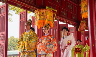 Hòa Minzy trở lại cùng MV mới, kể chuyện tình bi thương tột cùng của Nam Phương Hoàng hậu