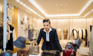 Thanh Hằng diện set đồ tiền tỷ, xuất hiện với thần thái “tổng tài” khiến fan mê mẩn