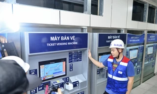 Theo chân Hamlet Trương khám phá ga ngầm siêu hiện đại của tuyến Metro số 1 ở TP.HCM
