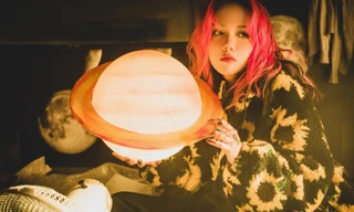 Phương Ly kết hợp LyLy ra mắt ca khúc dành cho hội “Nhớ quá mà ngại không nói ra“