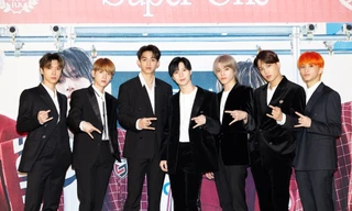 SuperM trở lại một cách “khác biệt”, tiết lộ về sự hợp tác đặc biệt cùng Marvel