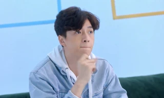 Ngô Kiến Huy bất ngờ trở về tạo hình “chàng Bắp” 10 năm trước trong MV mới