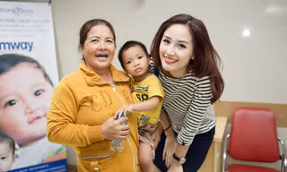 Mai Phương Thuý làm đại sứ nụ cười cho trẻ khuyết tật