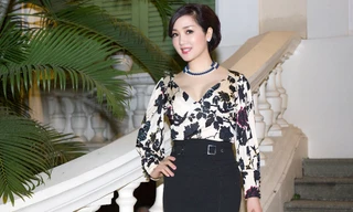 Giáng My khoe vẻ gợi cảm dự tiệc ở Sài Gòn