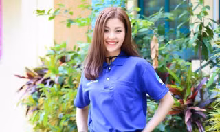 Á hậu Diễm Trang giản dị trong màu áo tình nguyện