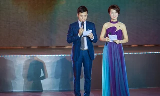 Á hậu Thụy Vân lộng lẫy làm MC Carnaval Hạ Long