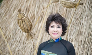 Nữ danh ca Lệ Thu.