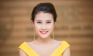 Người đẹp Thanh Tú diện 'cây' vàng rực rỡ làm giám khảo