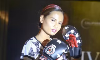 Dàn mẫu Next Top Model sexy với trang phục thể thao