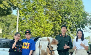 Nhân tố đáng yêu trong đội hình diễu binh: Chú ngựa "Út Ngáo" ai thấy cũng cưng