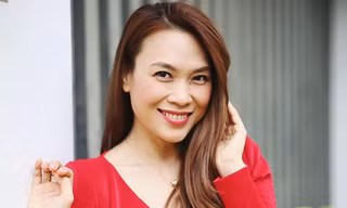 Mỹ Tâm xin lỗi Mai Tài Phến trên livestream, khoe eo để bác bỏ tin đồn mang thai