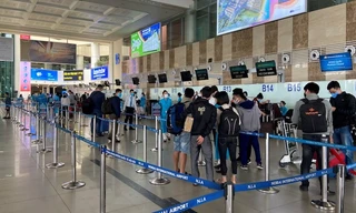 Xử lý nghiêm hãng hàng không bán vé vượt giá trần 