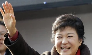 Nữ Tổng thống Hàn Quốc Park Geun Hye lần đầu tiên bị CHDCND Triều Tiên chỉ trích