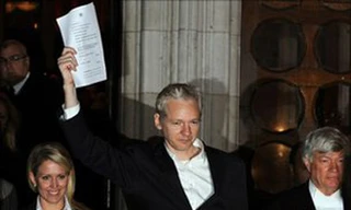 Ông chủ Wikileaks đang đấu tranh chống dẫn độ từ Anh sang Thụy Điển