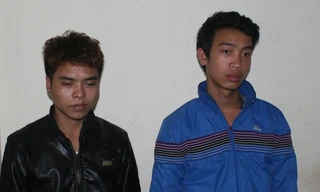 Hai đối tượng tại cơ quan công an