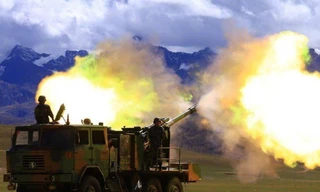 Hình ảnh các binh lính Trung Quốc trong một cuộc tập trận được tổ chức ở Quân khu Tây Tạng vào tháng này. SCMP/Handout