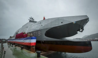 Một tàu hộ tống lớp Tuo Chiang trong một buổi lễ chính thức ở Nghi Lan, Đài Loan, ngày 15 tháng 12 năm 2020. REUTERS