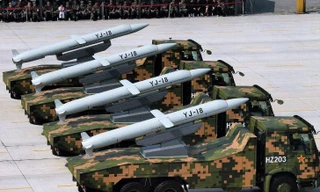 Tên lửa hành trình chống hạm YJ-18 của Trung Quốc