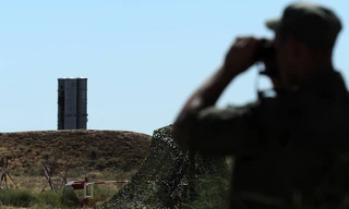 Hệ thống phòng không S-500 S-400 của quân đội Nga 