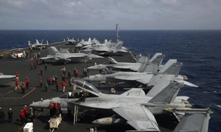 Mỹ có 11 nhóm tàu sân bay hiện đại, trong khi Trung Quốc chỉ có hai và không thể sánh về độ hiện đại