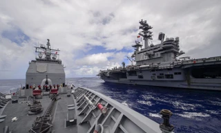 Tàu chiến thuộc hạm đội 7 của hải quân Mỹ