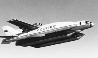 “Quái vật ba đầu diệt tàu ngầm” VVA-14