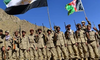 Lực lượng kháng chiến Afghanistan chống Taliban tham gia một cuộc huấn luyện quân sự tại khu vực Malimah, huyện Dara, tỉnh Panjshir. Hình ảnh: Ahmad Sahel Arman / Getty