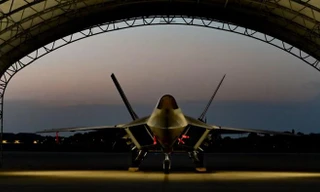  Tiêm kích F-22 Raptor