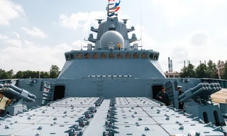 Các ống phóng trên tàu Gorshkov của hải quân Nga