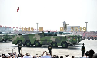 The Economist tính toán rằng chi tiêu thực tế của Trung Quốc vào năm 2020 là 518 tỷ USD - gấp đôi ước tính của Viện Hòa bình Stokholm (SIPRI)