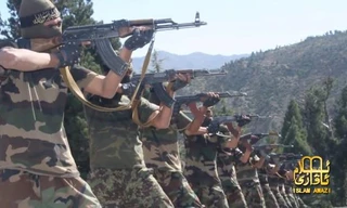 Chiến binh ETIM trong một buổi tập luyện quân sự. (CGTN)