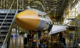 Nga đang phát triển phiên bản 'rút gọn' tiêm kích Su-57