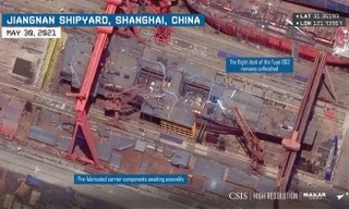 Bức ảnh rõ nhất về con tàu sân bay đang được đóng