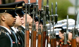 Người Mỹ đã chiến đấu với người Anh được trang bị súng trường và lưỡi lê