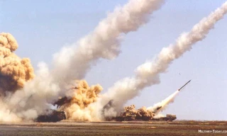 Lính Ukraine bị tấn công bằng tên lửa đa nòng cực mạnh