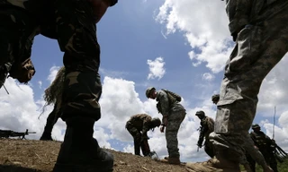 Binh sĩ Mỹ tới Ukraine tập trận lúc ‘nước sôi lửa bỏng’