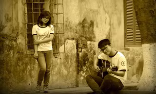 Yêu cũng cần “vốn” 
