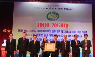 Cục An toàn thực phẩm đón nhận Huân chương Lao động hạng Nhì