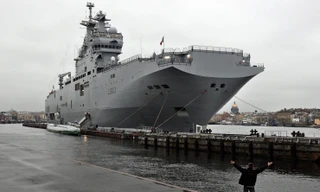 Nga cảnh báo Pháp vụ hợp đồng tàu Mistral